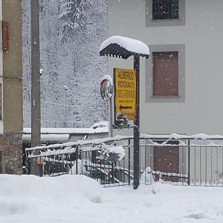 Albergo Belvedere Collio Exterior foto